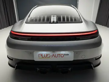 PORSCHE 911 992 CARRERA 4 GTS