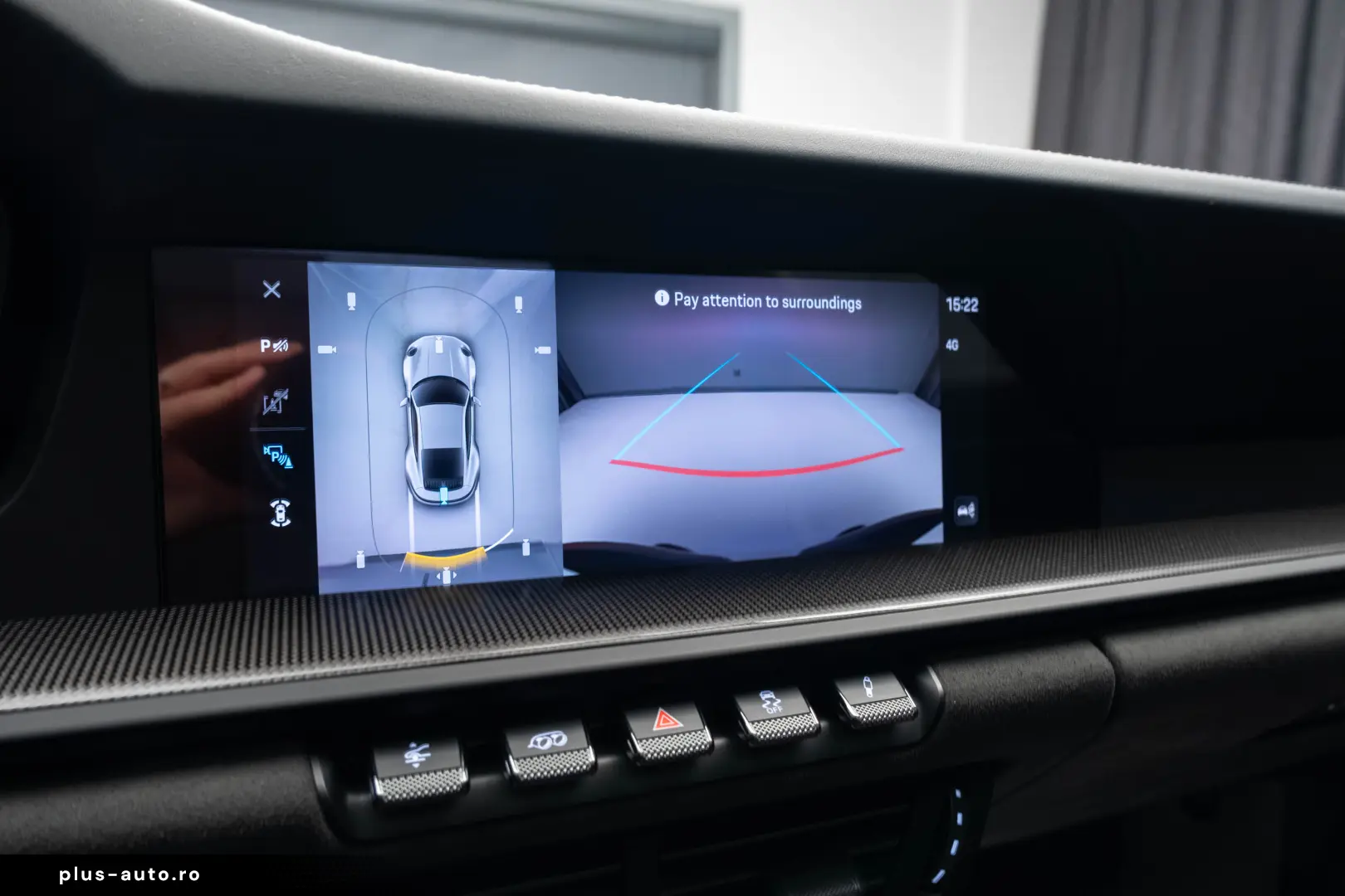 PORSCHE 911 992 CARRERA 4 GTS