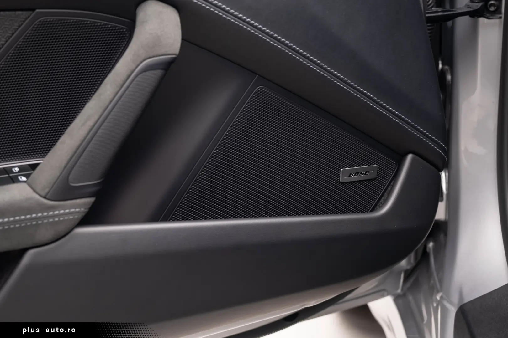 PORSCHE 911 992 CARRERA 4 GTS