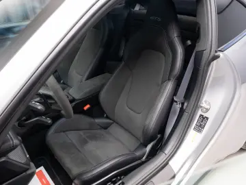 PORSCHE 911 992 CARRERA 4 GTS