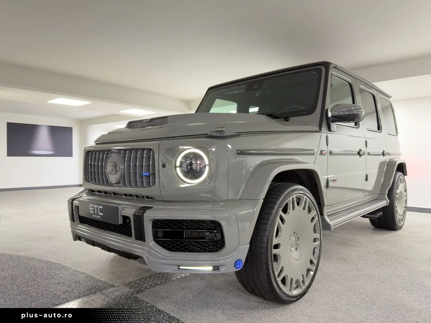 MERCEDES-BENZ G 63 AMG BRABUS 700  CLASSIC GREY