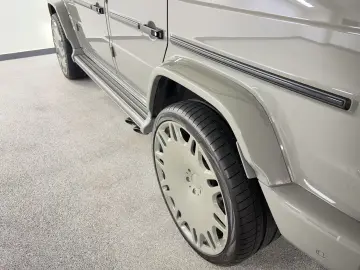 MERCEDES-BENZ G 63 AMG BRABUS 700  CLASSIC GREY