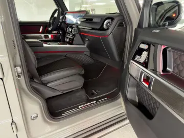 MERCEDES-BENZ G 63 AMG BRABUS 700  CLASSIC GREY