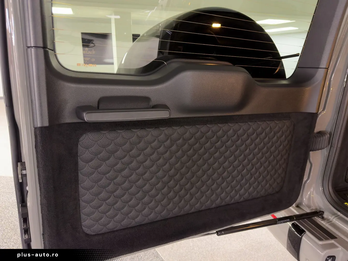 MERCEDES-BENZ G 63 AMG BRABUS 700  CLASSIC GREY