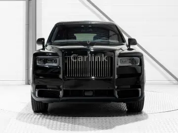 ROLLS ROYCE Cullinan Black Badge