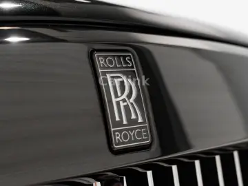 ROLLS ROYCE Cullinan Black Badge