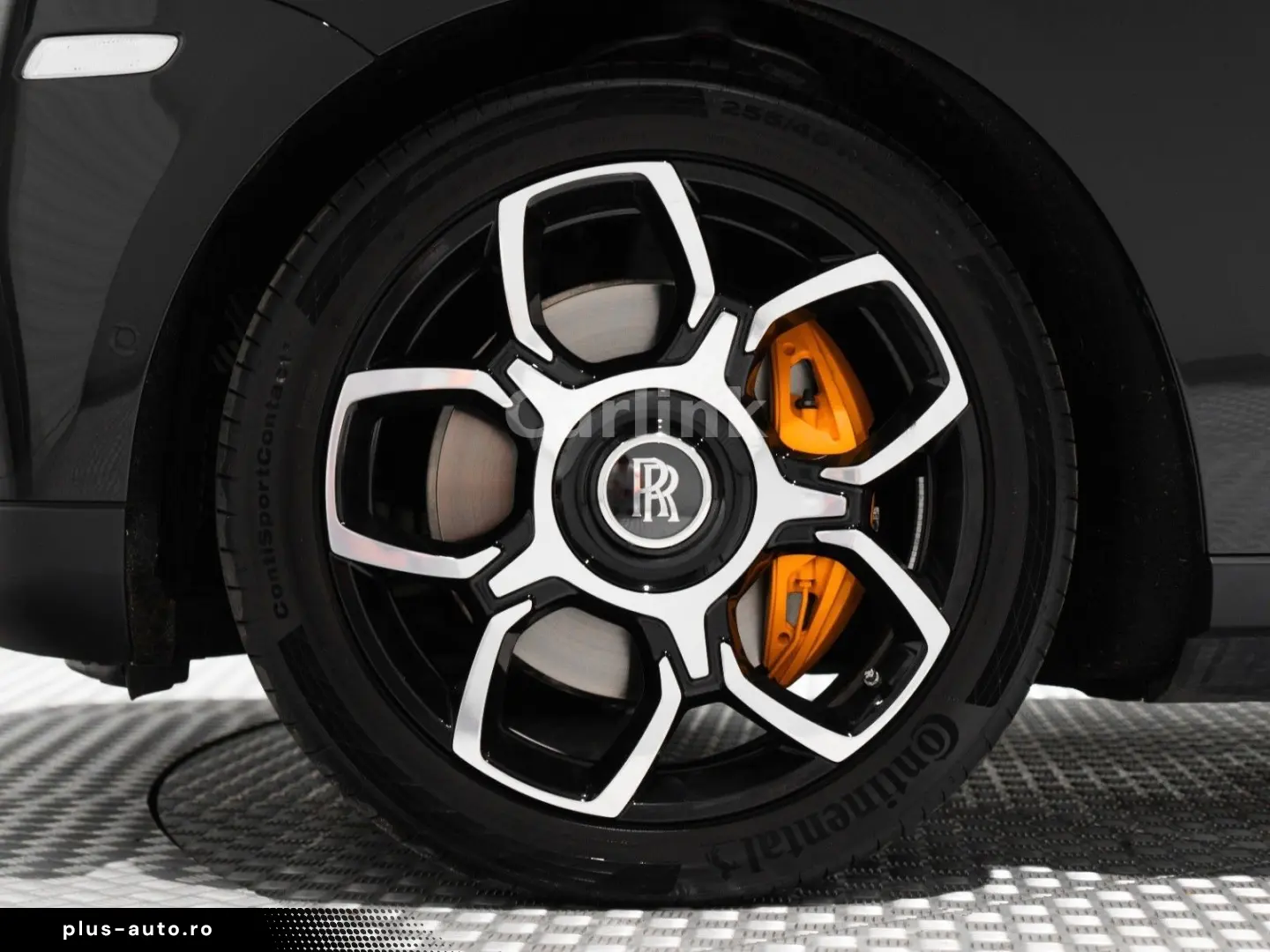 ROLLS ROYCE Cullinan Black Badge