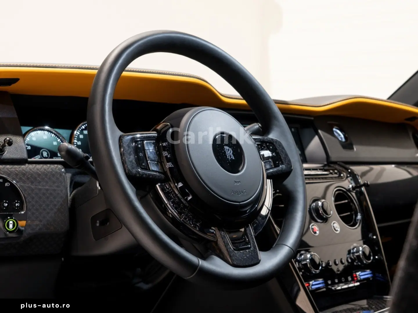 ROLLS ROYCE Cullinan Black Badge