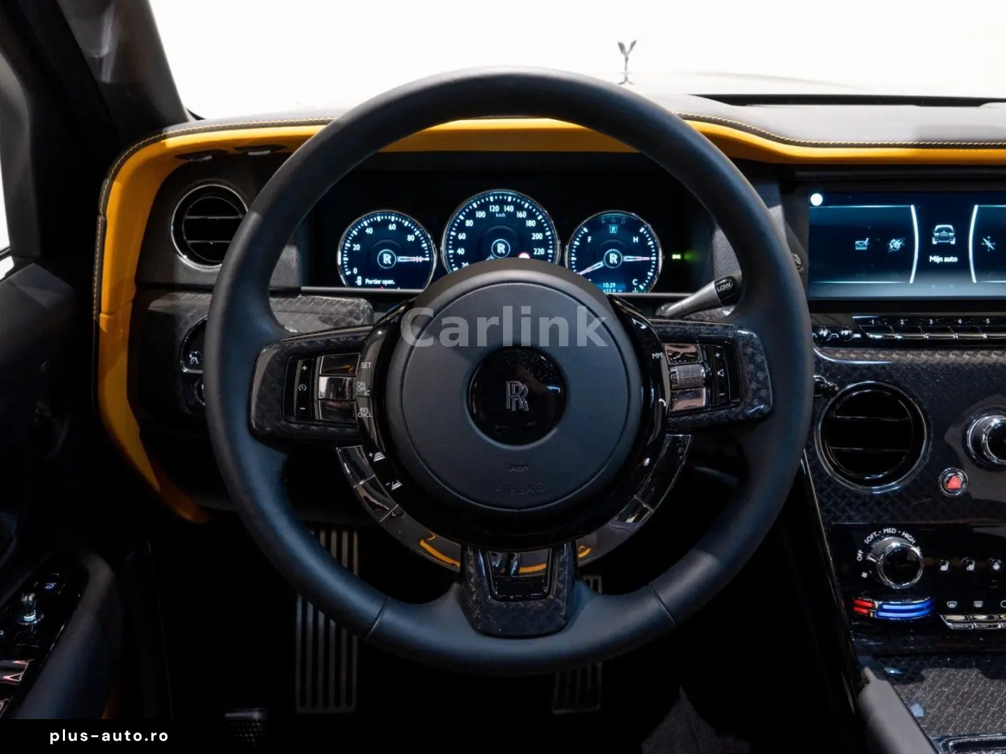 ROLLS ROYCE Cullinan Black Badge