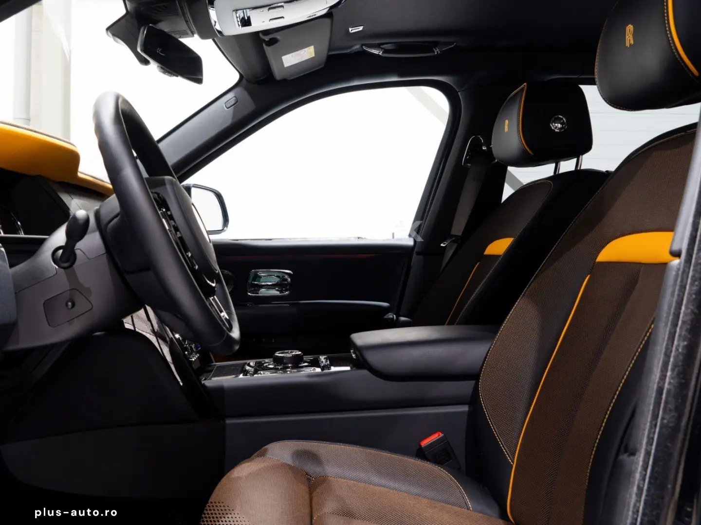 ROLLS ROYCE Cullinan Black Badge