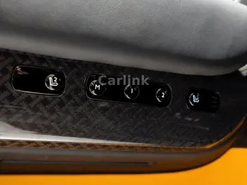 ROLLS ROYCE Cullinan Black Badge