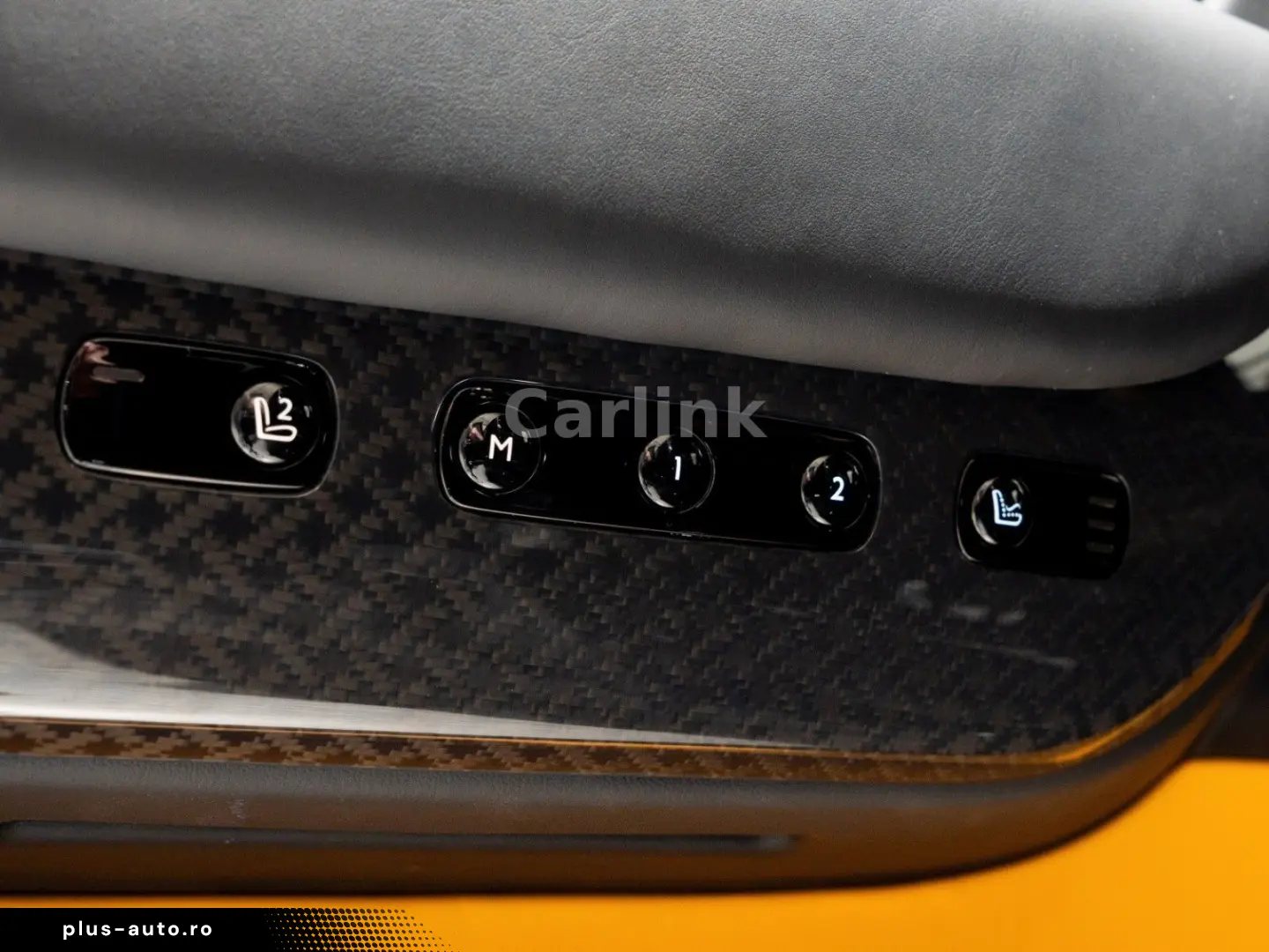 ROLLS ROYCE Cullinan Black Badge