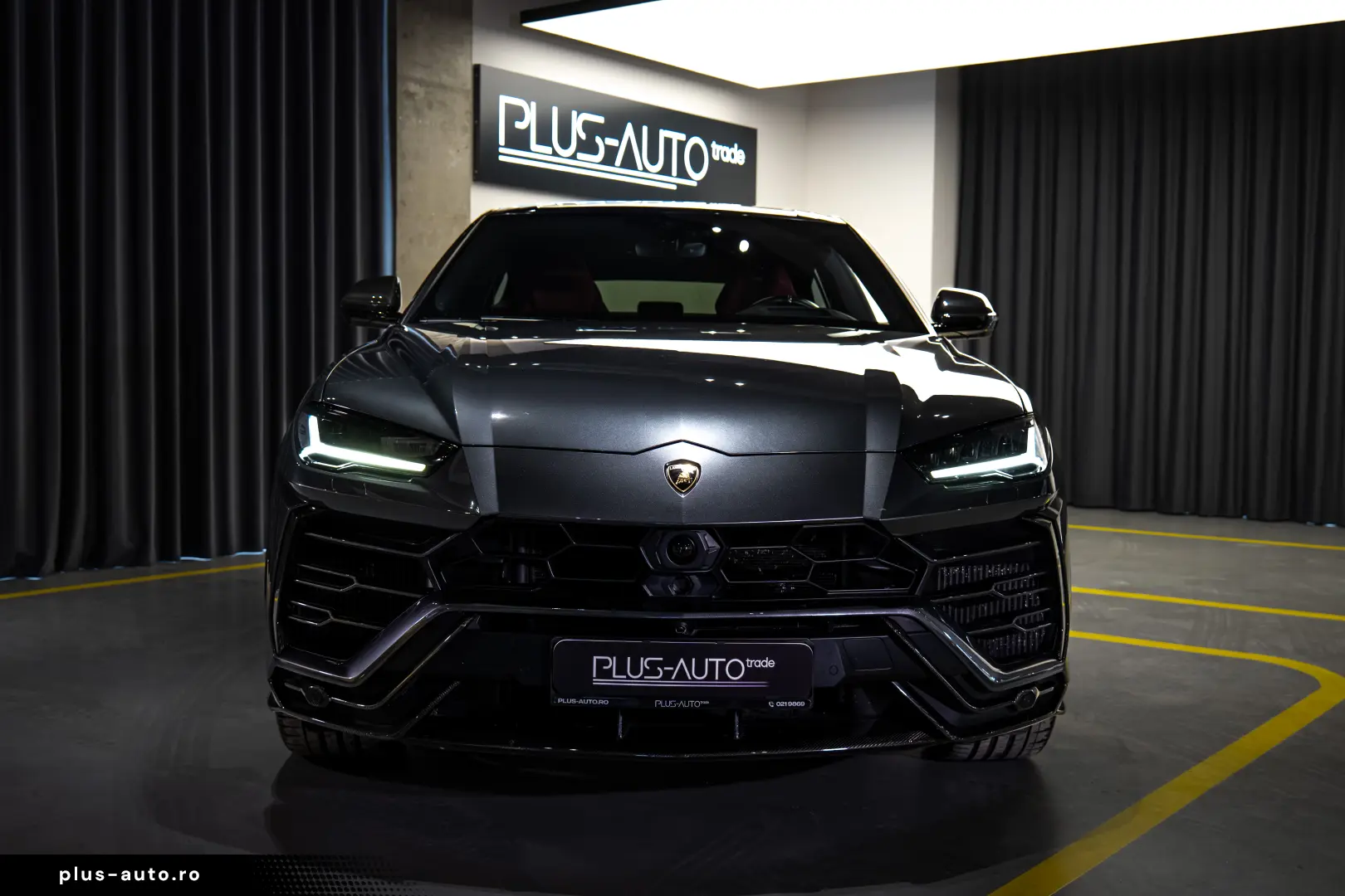Lamborghini Urus 4.0 V8 650cp 2020 full PPF Carbon Fiber