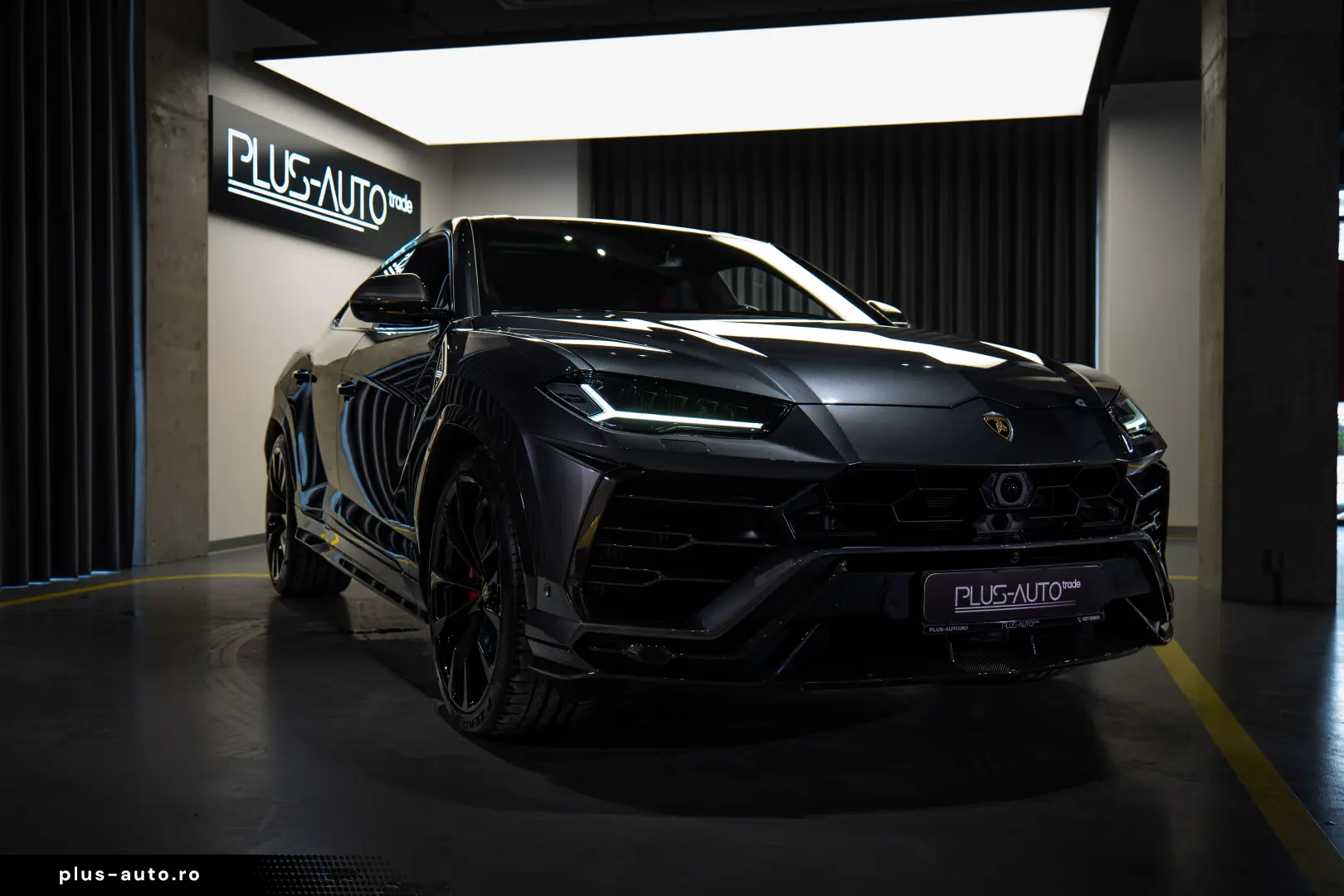 Lamborghini Urus 4.0 V8 650cp 2020 full PPF Carbon Fiber