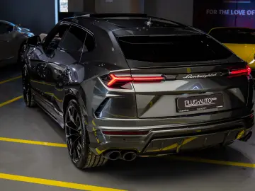 Lamborghini Urus 4.0 V8 650cp 2020 full PPF Carbon Fiber