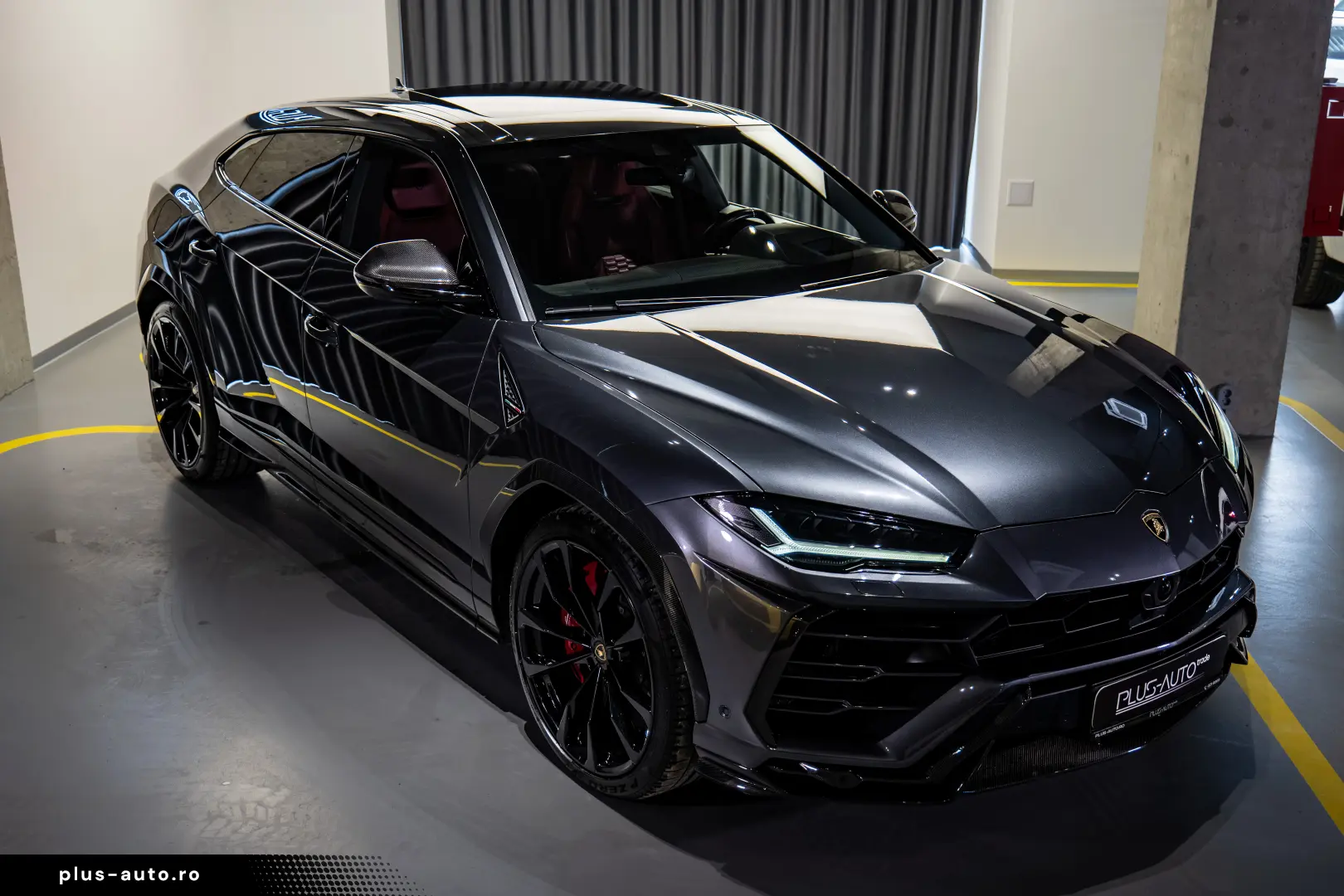 Lamborghini Urus 4.0 V8 650cp 2020 full PPF Carbon Fiber