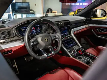 Lamborghini Urus 4.0 V8 650cp 2020 full PPF Carbon Fiber