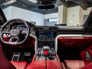 Lamborghini Urus 4.0 V8 650cp 2020 full PPF Carbon Fiber