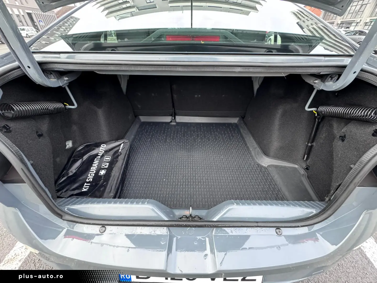 Dacia Logan TCE 2024