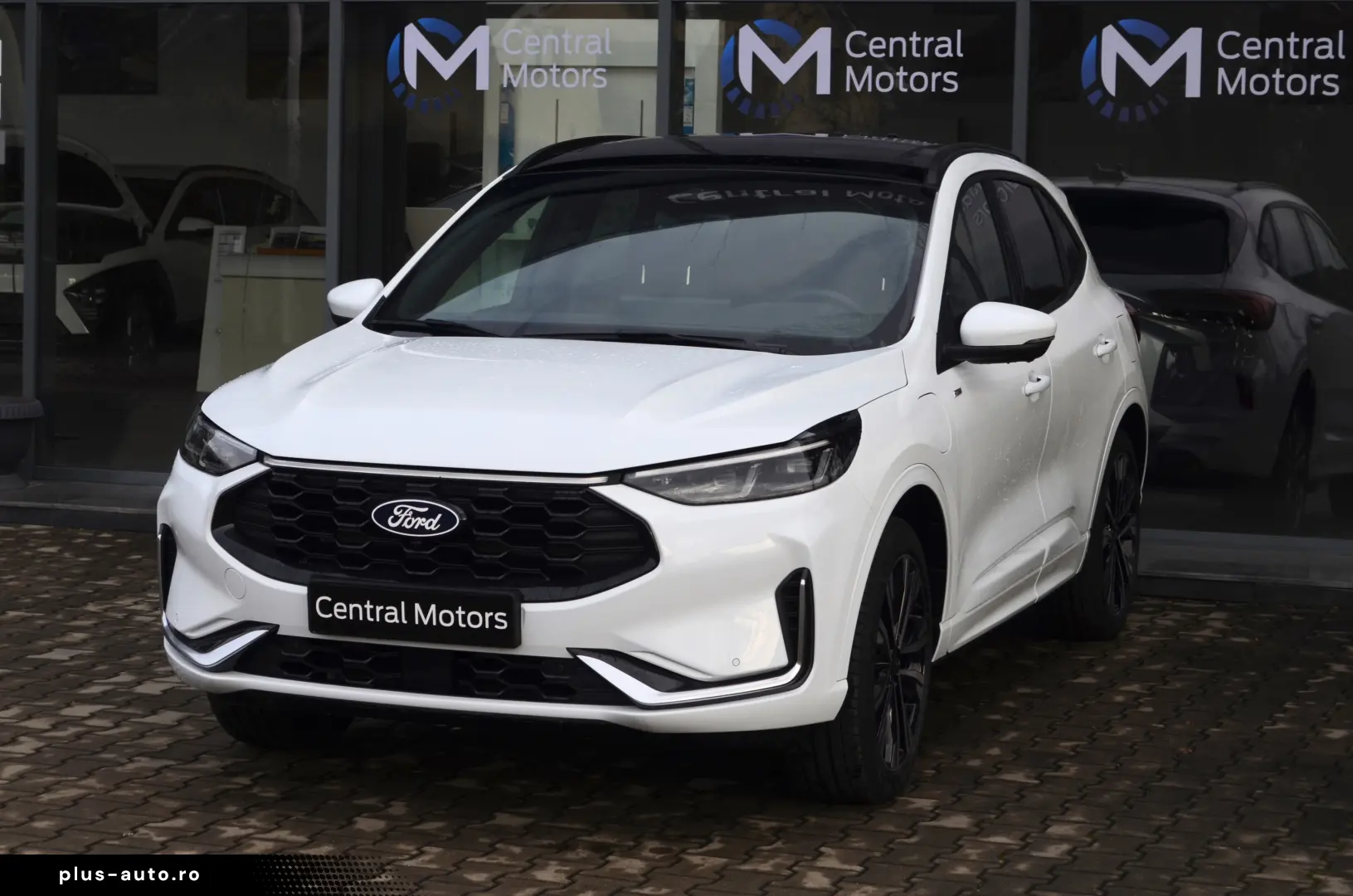 Ford Kuga ST-Line X 2.5L PHEV 243 CP AT