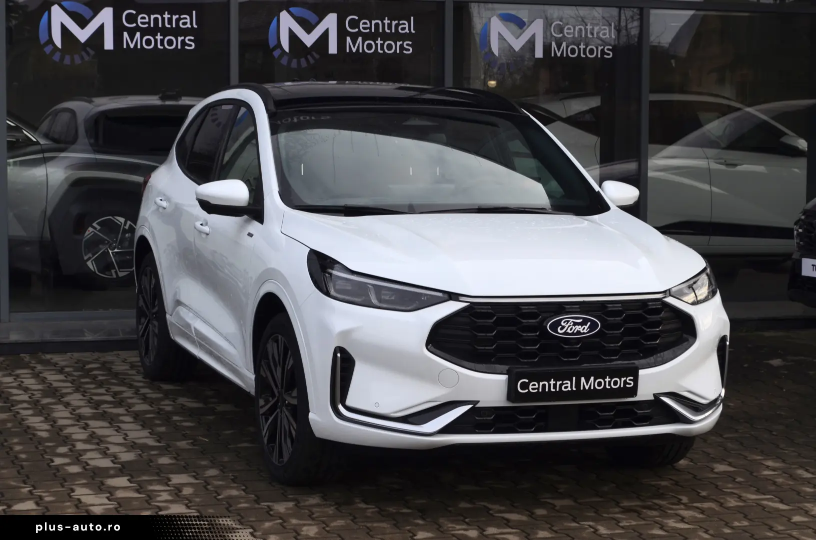 Ford Kuga ST-Line X 2.5L PHEV 243 CP AT