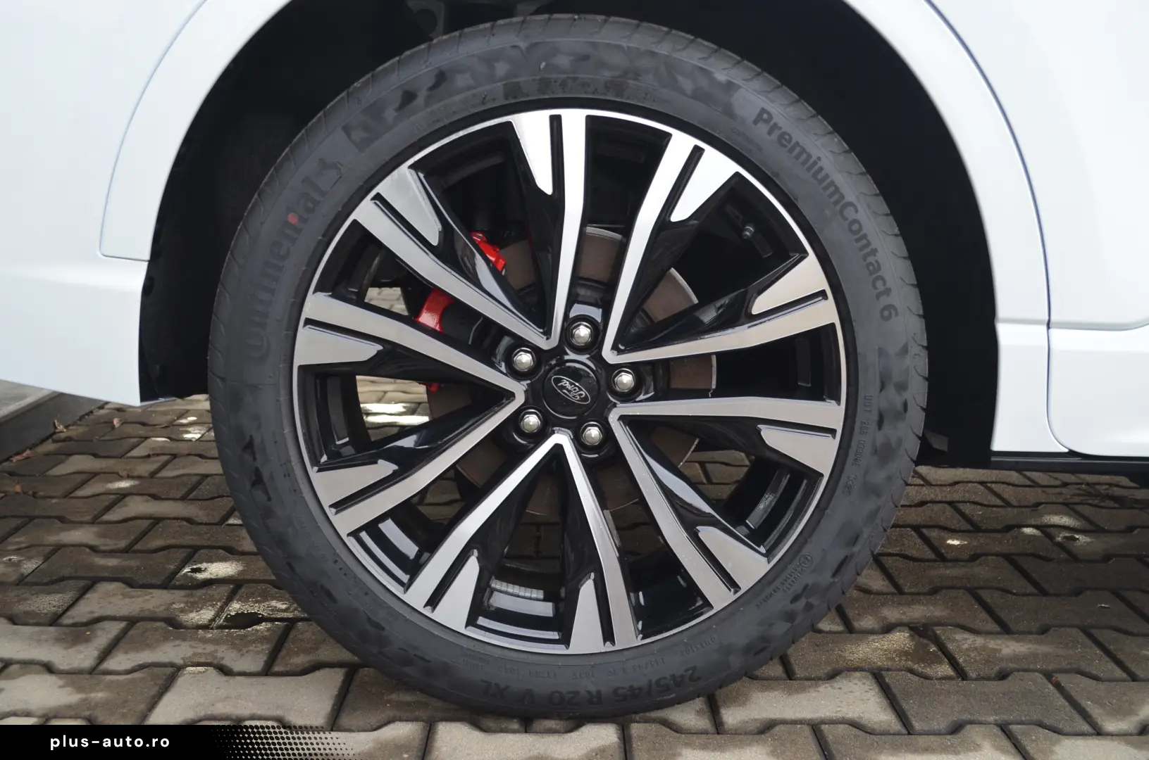 Ford Kuga ST-Line X 2.5L PHEV 243 CP AT