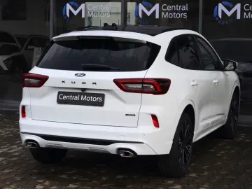 Ford Kuga ST-Line X 2.5L PHEV 243 CP AT