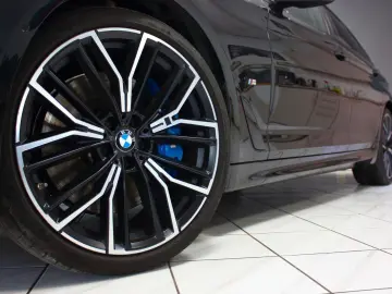 BMW 530dA LIMO~M-SPORTPAKET DEUTSCH RFK~1Hd