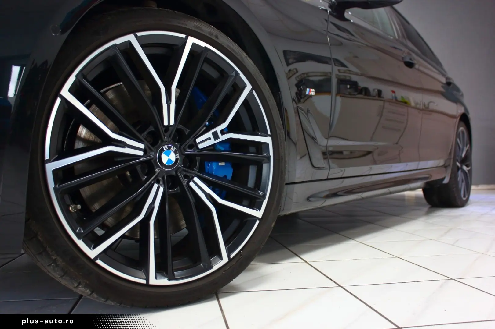 BMW 530dA LIMO~M-SPORTPAKET DEUTSCH RFK~1Hd