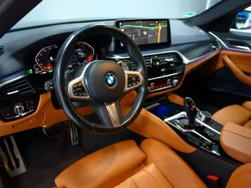 BMW 530dA LIMO~M-SPORTPAKET DEUTSCH RFK~1Hd