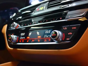 BMW 530dA LIMO~M-SPORTPAKET DEUTSCH RFK~1Hd