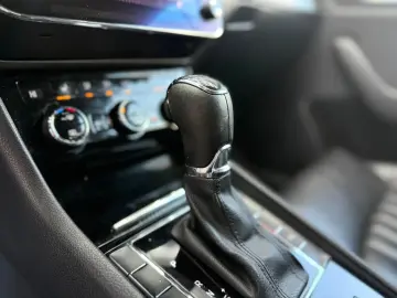 SKODA SUPERB AUTOMATA 2017 – TRANSPORT