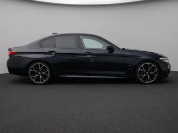 BMW 540d  xD M Sport Kamera HUD DAB H K Alarm 20Zoll