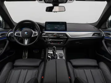 BMW 540d  xD M Sport Kamera HUD DAB H K Alarm 20Zoll