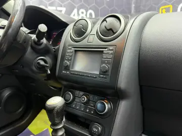 NISSAN QASHQAI 2012 DIESEL – TRANSPORT GRATUIT