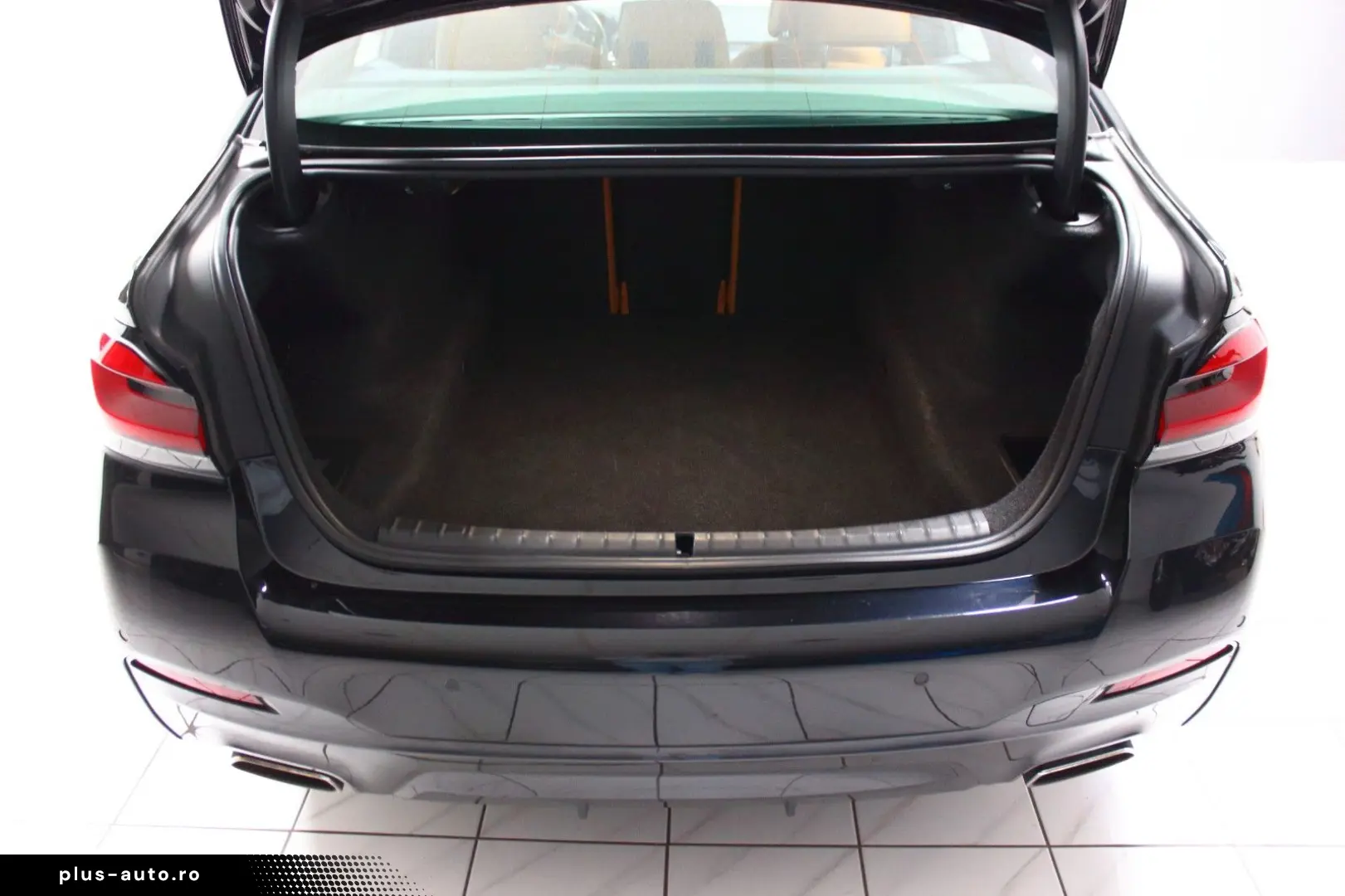 BMW 540dA xDrive LIMO M-SPORT~DEUTSCH UNFALLFREI S-D