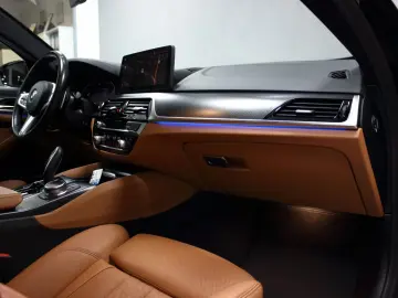 BMW 540dA xDrive LIMO M-SPORT~DEUTSCH UNFALLFREI S-D