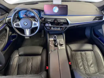 BMW 530dLim.xDrive M Sport Laser ACC H&K Kamera HUD