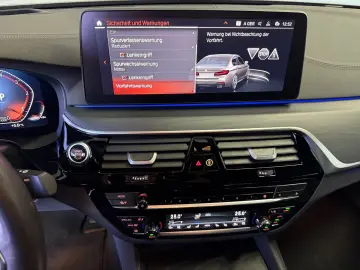 BMW 530dLim.xDrive M Sport Laser ACC H&K Kamera HUD