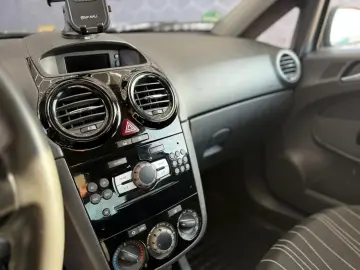 OPEL CORSA EURO 5 BENZINA