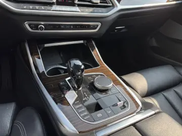 BMW X7 xDrive30d LED NAVI HUD PANO MEMORY H K 20