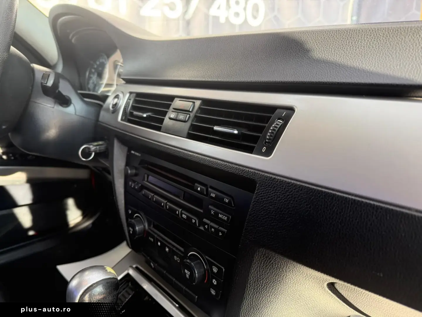 BMW SERIA 3 AUTOMAT 2.0 TDI – TRANSPORT GRATUIT