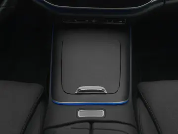 MERCEDES-BENZ E 220 d Avantgarde Digital AHK Airmatic