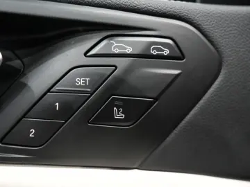 BMW X6 xD30d M Sport  INDIVIDUAL-MATT H K HUD ICONIC