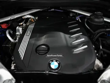 BMW X6 xD30d M Sport  INDIVIDUAL-MATT H K HUD ICONIC