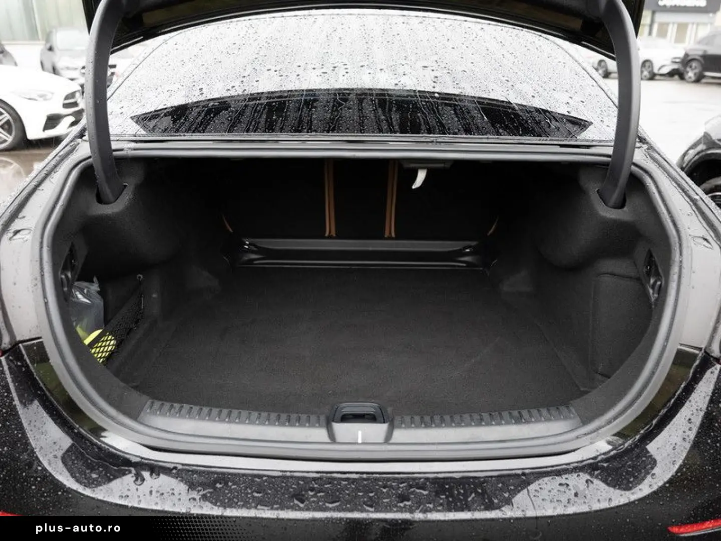 MERCEDES-BENZ E 200 4M AMG-Sport