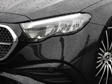 MERCEDES-BENZ E 200 4M AMG-Sport
