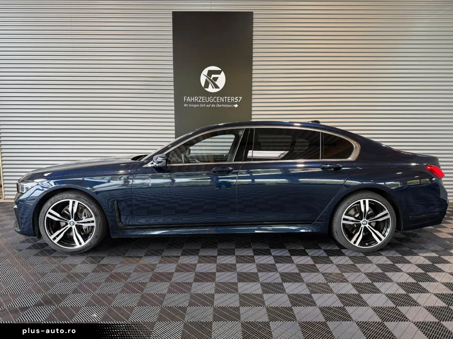 BMW 730L d xDrive LASER 360  SKY LOUNGE MASSAGE H&K