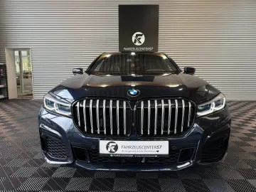 BMW 730L d xDrive LASER 360  SKY LOUNGE MASSAGE H&K