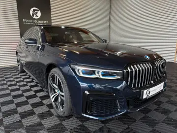BMW 730L d xDrive LASER 360  SKY LOUNGE MASSAGE H&K